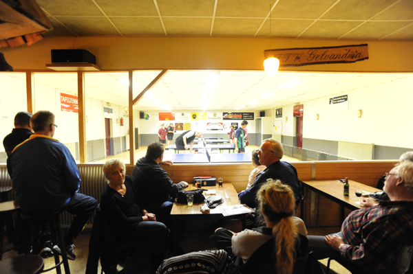 BEKER     (75)