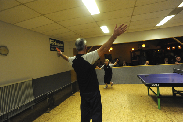 BEKER     (123)